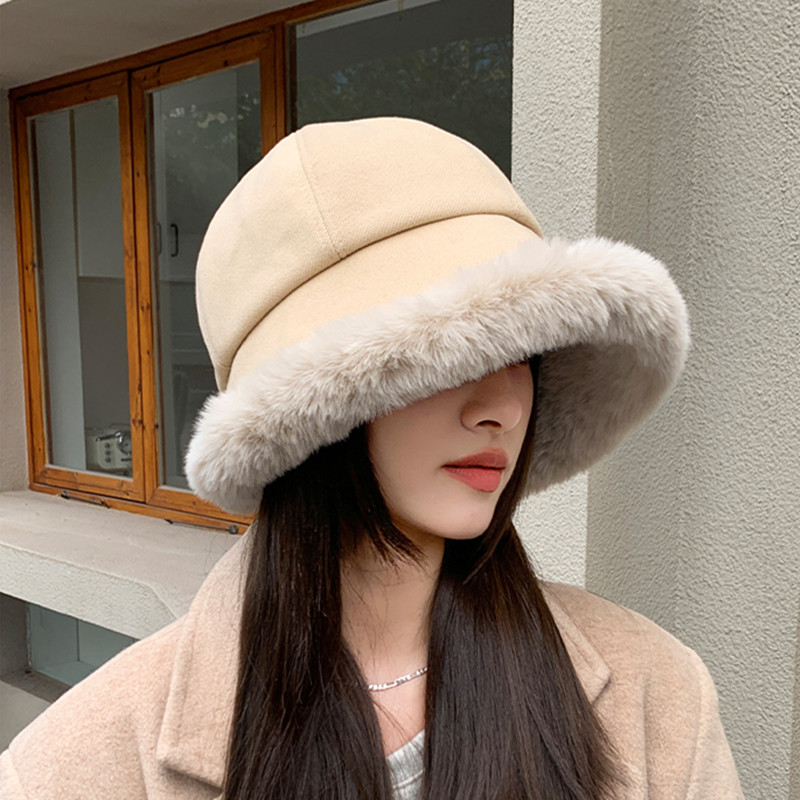 1-Pack Women's Plush Fleece-Lined Winter Bucket Hat with Detachable Ear Flaps - Thickened Warm Brown Beanie for Outdoor Activities, Non-Stretch Snug Fit & Versatile Cold Weather Accessory, Winter Hat, Earthy Style, Woollike Texture
