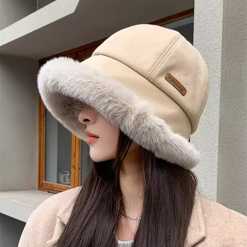1-Pack Women's Plush Fleece-Lined Winter Bucket Hat with Detachable Ear Flaps - Thickened Warm Brown Beanie for Outdoor Activities, Non-Stretch Snug Fit & Versatile Cold Weather Accessory, Winter Hat, Earthy Style, Woollike Texture
