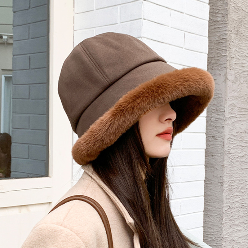 1-Pack Women's Plush Fleece-Lined Winter Bucket Hat with Detachable Ear Flaps - Thickened Warm Brown Beanie for Outdoor Activities, Non-Stretch Snug Fit & Versatile Cold Weather Accessory, Winter Hat, Earthy Style, Woollike Texture