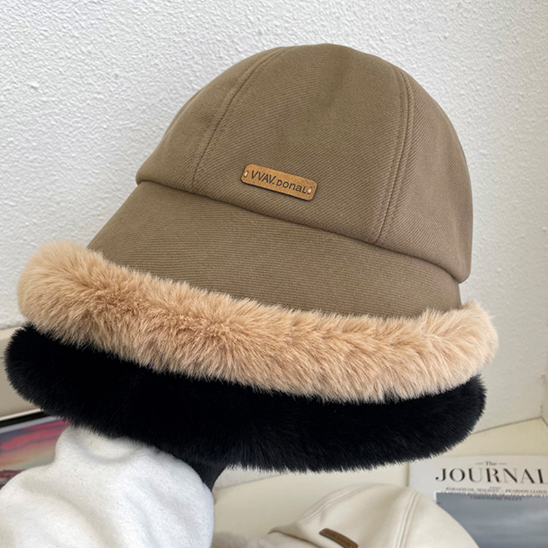 1-Pack Women's Plush Fleece-Lined Winter Bucket Hat with Detachable Ear Flaps - Thickened Warm Brown Beanie for Outdoor Activities, Non-Stretch Snug Fit & Versatile Cold Weather Accessory, Winter Hat, Earthy Style, Woollike Texture