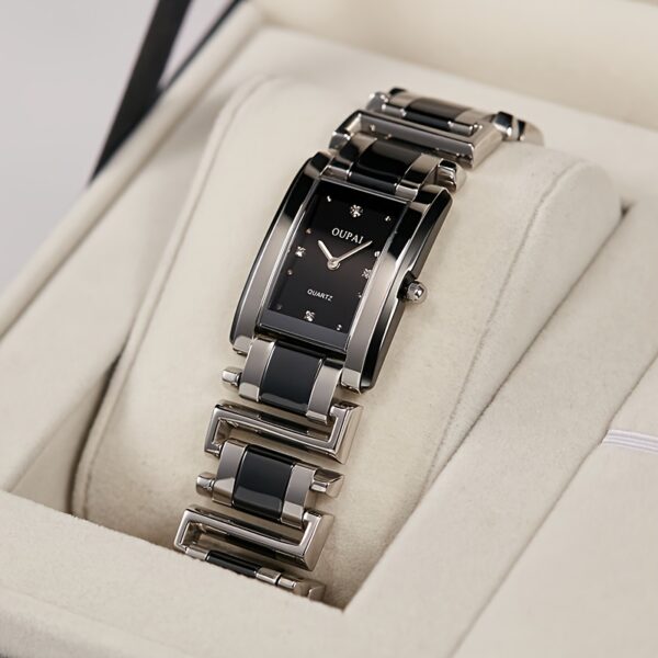 OUPAI Noir Ceramic Bracelet Watch, showcasing its sleek ceramic bracelet and steel accents.