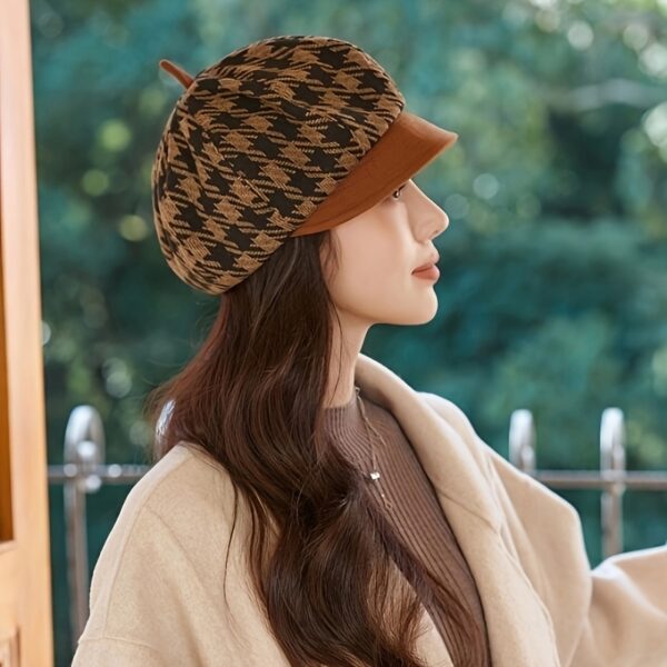 Elegant womens autumn winter beret in classic plaid design Small brim octagonal shape lightweight and comfortable Perfect for parties office or outings