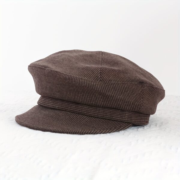 Unisex brown Boulevard Newsboy Cap by Newness, perfect for fall and winter. Lightweight, warm, and adjustable for a comfortable fit.