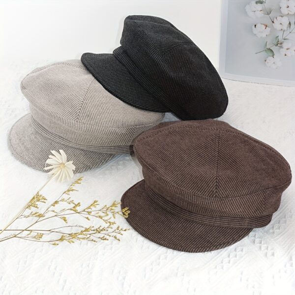 Unisex brown Boulevard Newsboy Cap by Newness, perfect for fall and winter. Lightweight, warm, and adjustable for a comfortable fit.