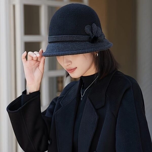 Newness Parisian Promenade Winter Bucket Hat in stylish [color] - Stay warm and chic.