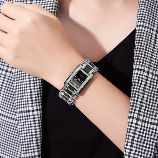 OUPAI Noir Ceramic Bracelet Watch, showcasing its sleek ceramic bracelet and steel accents.