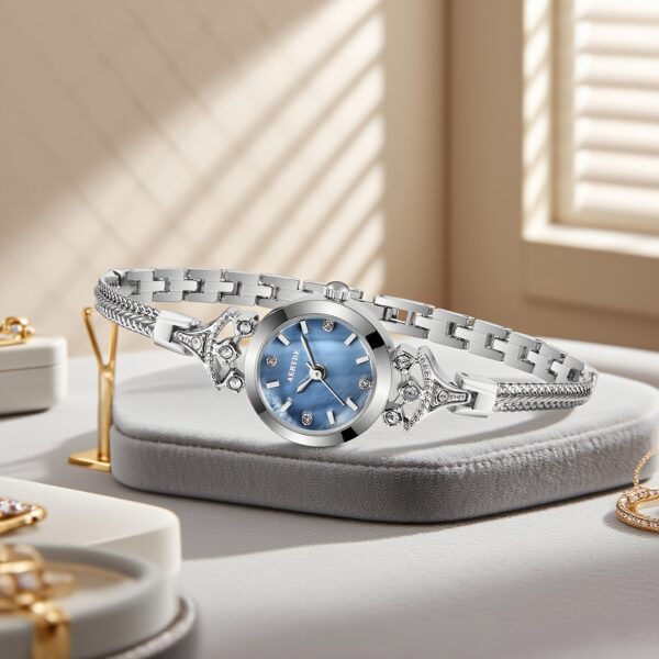 Newness Celestial Dusk Women's Chain Bracelet Watch: A stunning chain bracelet watch with a sophisticated design, perfect for any occasion.
