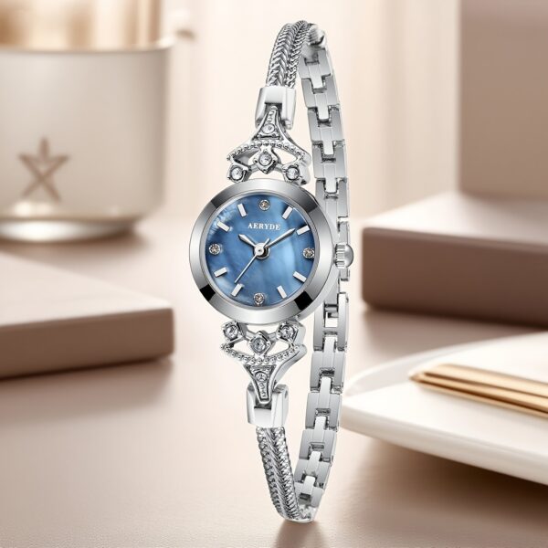 Newness Celestial Dusk Women's Chain Bracelet Watch: A stunning chain bracelet watch with a sophisticated design, perfect for any occasion.