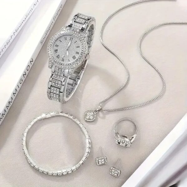 Newness Celestial Sparkle Rhinestone Clutch Set: Two dazzling rhinestone clutches, perfect for any evening event.