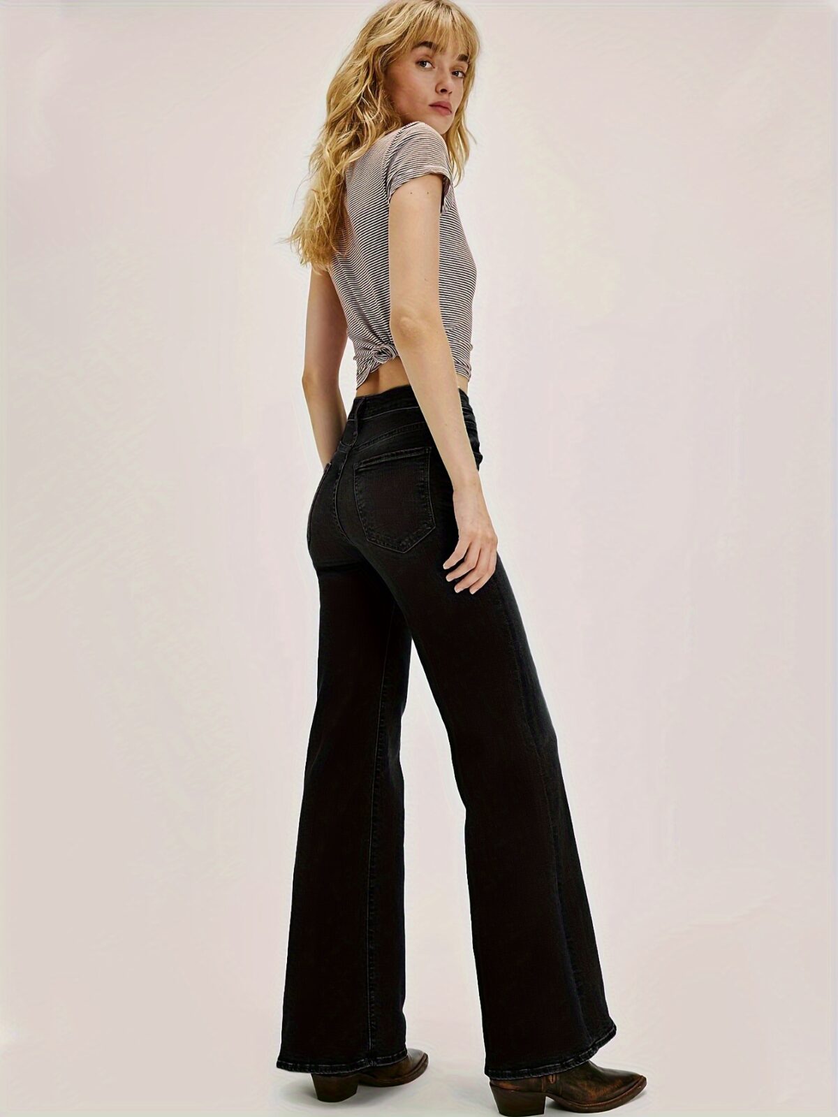 Newness Sculpt  Flare High Stretch Flared Jeans Flattering fit high stretch denim in a stylish flared silhouette