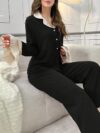 The Cairo Elegant Lounge Set by Newness A luxurious comfortable lounge set perfect for relaxing at home Features a stylish design and soft high quality fabric