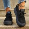 Newness striped casual sneakers in a breathable and durable design perfect for everyday wear
