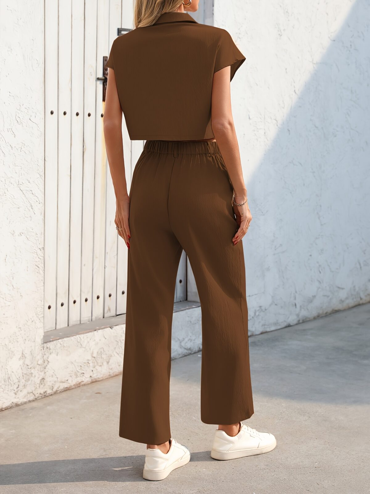 Effortless Chic Womens Loose Suit in luxurious polyester flattering silhouette relaxed fit modern style perfect for any occasion