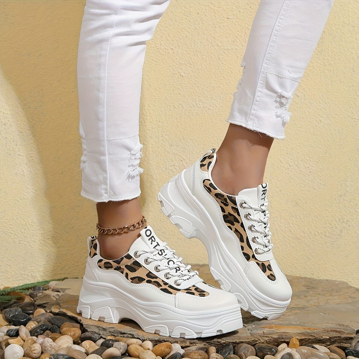 Newness Milan Street Style Leopard Platform Sneakers Elevate your style with these chic comfortable and on trend leopard print platform sneakers
