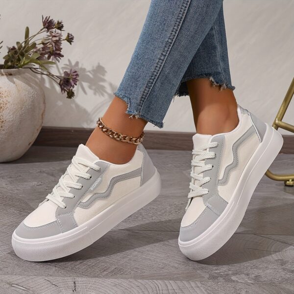 Newness Cityscape Breeze Womens Casual Sneakers in a stylish and comfortable design perfect for everyday wear