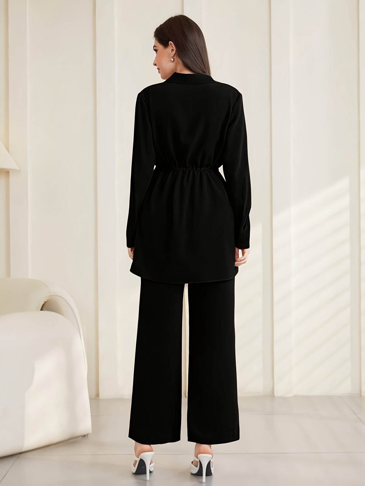 The Newness Minimalist Solid Color Set A sophisticated two piece outfit in a minimalist solid color perfect for spring and fall transitions Model showcases the versatile styling options