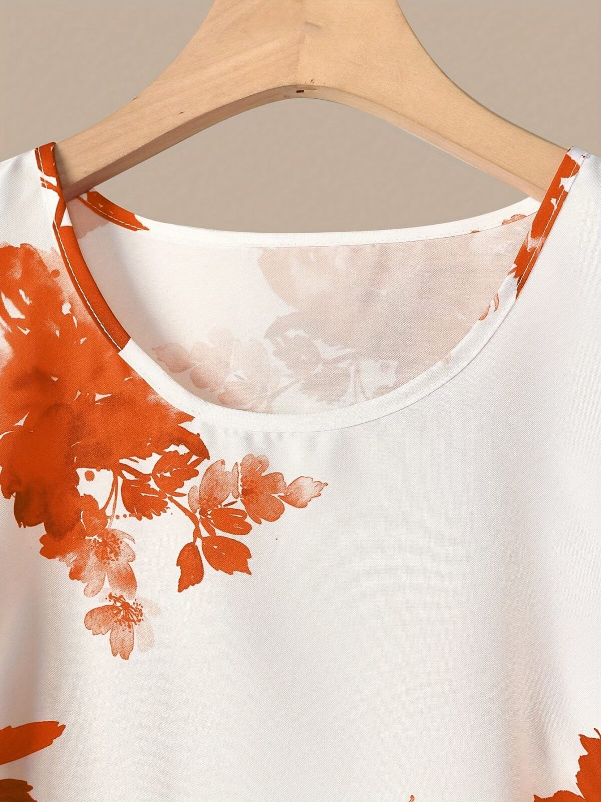 Effortlessly chic Botanical Breeze Floral Print Two Piece Set from Newness crafted from soft polyester Perfect for any occasion