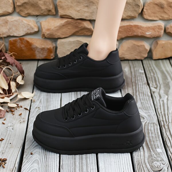 Newness Women's Retro Platform Sneakers in multiple colors showcasing cushioned sole, lace-up design, and comfortable fit.
