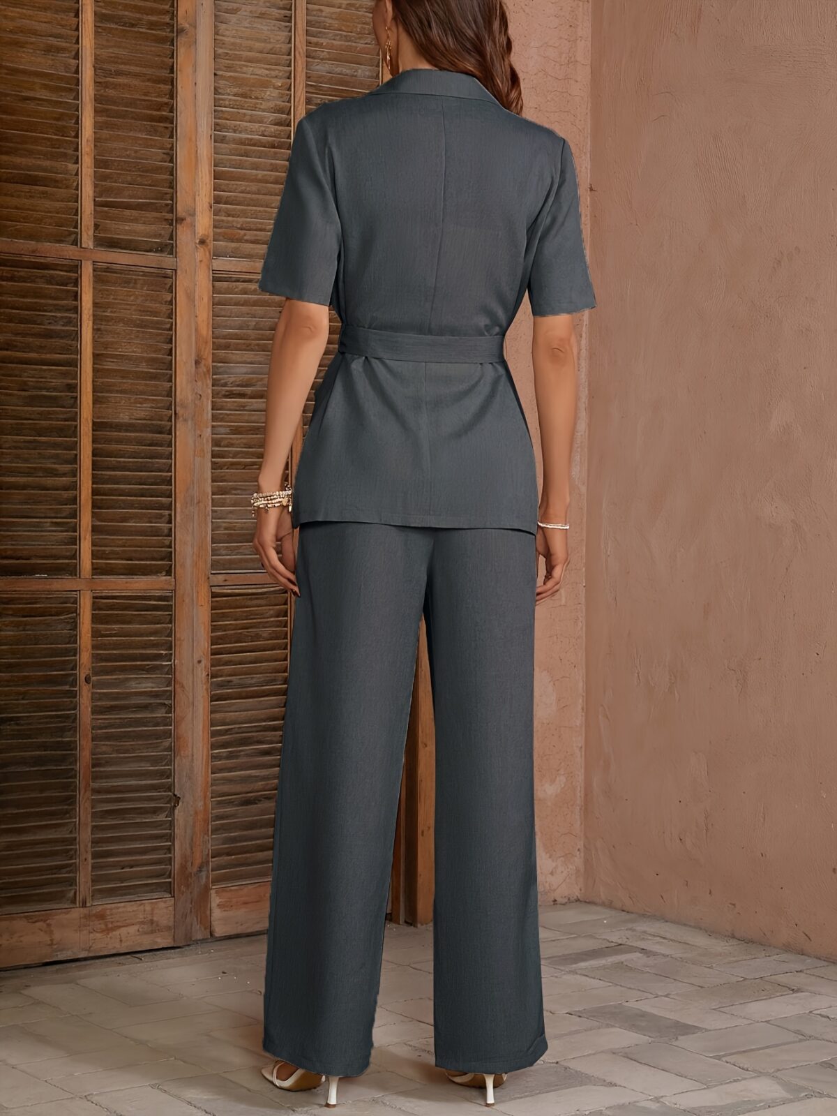 The Newness Dubai Executive Elegant Blazer Set A polished sophisticated and effortlessly chic womens blazer set perfect for elevating your workwear
