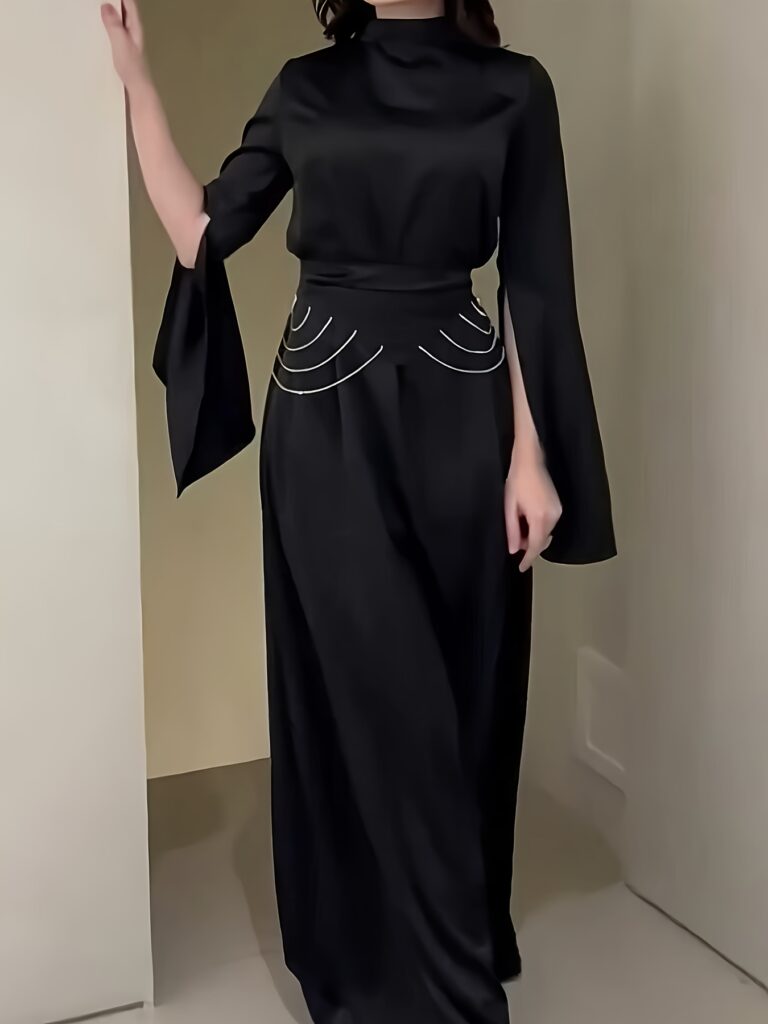 Flattering Timeless Black A-Line Dress from Newness, elegant and versatile for any occasion.