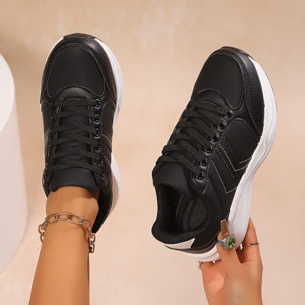 Newness Elevated Comfort Chunky Platform Sneakers: A stylish close-up showcasing the platform sole, detailing, and arch support.