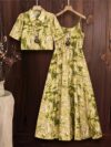 Effortlessly chic Casablanca Floral Print Dress Set by Newness perfect for spring and fall Features a beautiful floral print