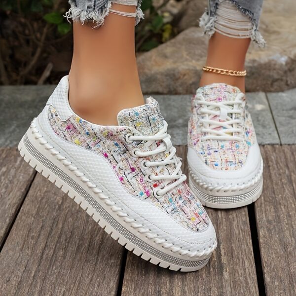 Newness Elevated Style Platform Sneakers: Chic platform sneakers in white, offering ultimate comfort and a height boost. Perfect for elevating any outfit.