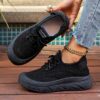Newness striped casual sneakers in a breathable and durable design perfect for everyday wear