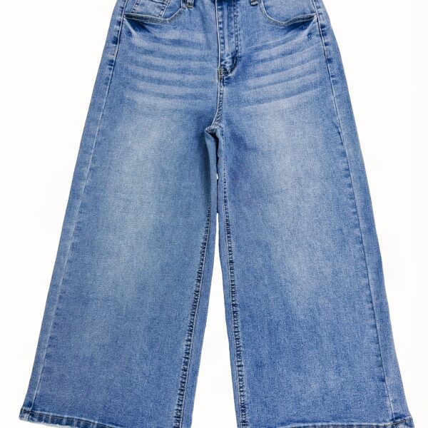 Newness Sculpt  Flare Stretch Denim Jeans Flattering flare jeans for women showcasing a chic silhouette and comfortable stretch denim