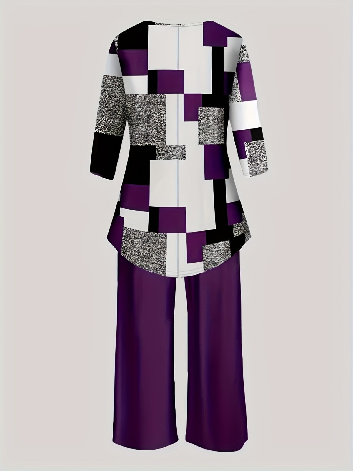Modern Muse Geometric Print Set Chic two piece outfit featuring a modern geometric print perfect for the contemporary woman