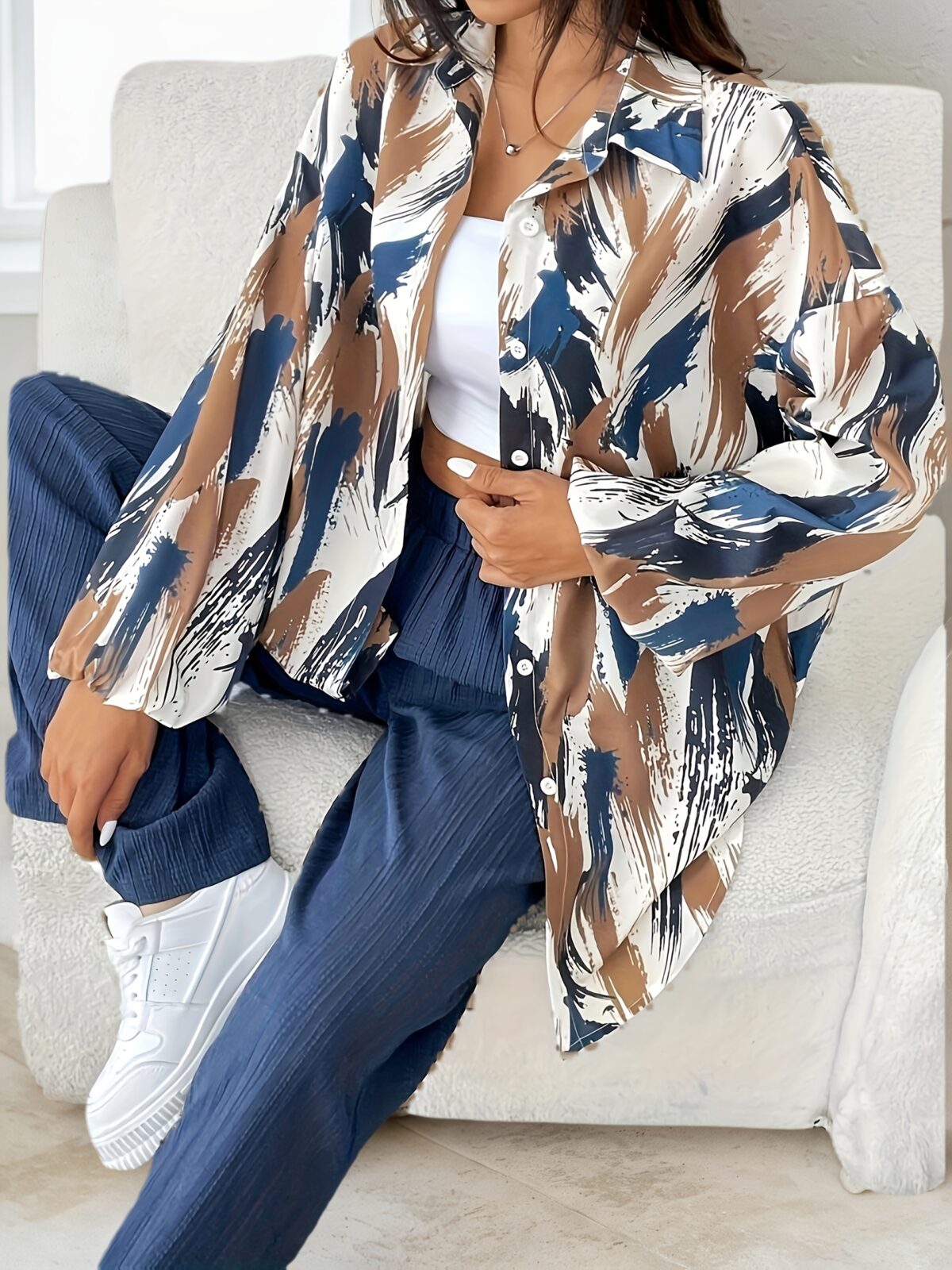 Effortlessly chic Casablanca Floral Print Set from Newness This two piece set features a loose flowing silhouette and a vibrant floral print perfect for any occasion