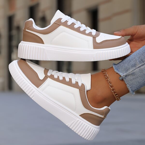 Newness City Stroll Womens Casual Sneakers Chic and comfortable sneakers perfect for everyday wear Stylish design in a versatile color