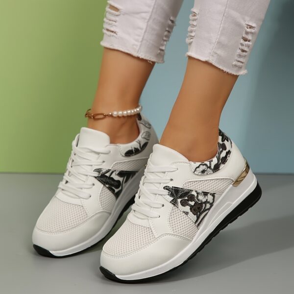 Newness Bloomsbury Floral Print Sneakers Comfortable and breathable floral print sneakers perfect for any occasion