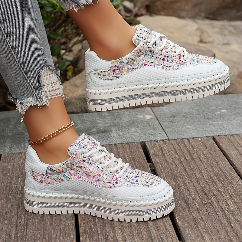 Newness Elevated Style Platform Sneakers: Chic platform sneakers in white, offering ultimate comfort and a height boost. Perfect for elevating any outfit.