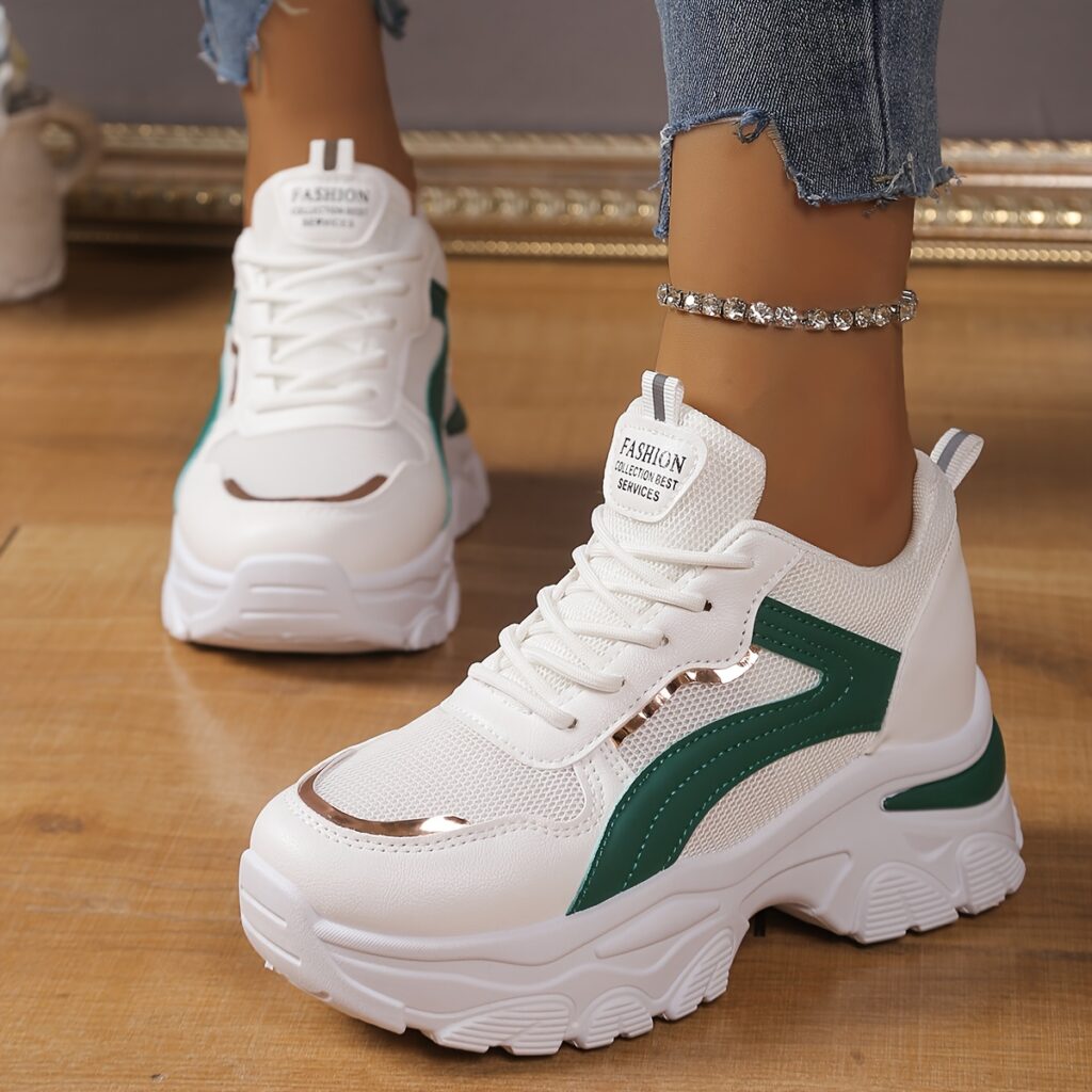 Newness Dubai Breeze Women's Breathable Sneakers: Stylish and comfortable sneakers perfect for any season. Features breathable fabric for all-day wear.