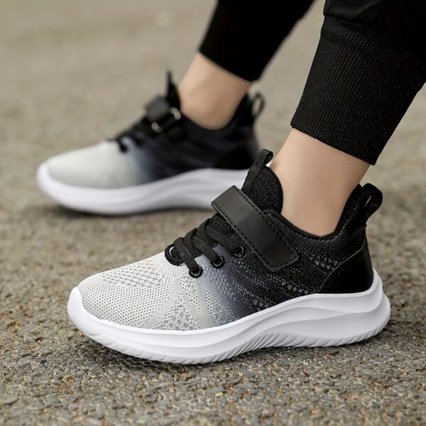 Stylish and comfortable girls' breathable gradient running shoes in vibrant colors, perfect for sports and play. Featuring a durable EVA sole and secure hook-and-loop closure.