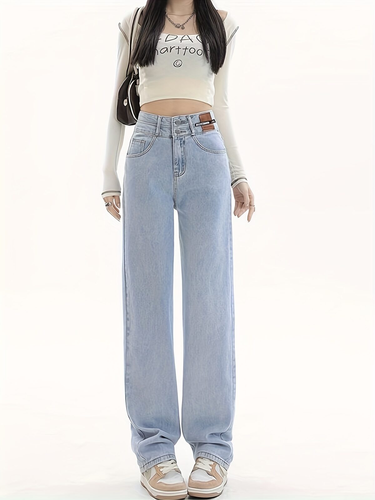 Newness Dubai Nights High Waist Straight Jeans Premium denim jeans in a chic modern straight leg style featuring a flattering high waist