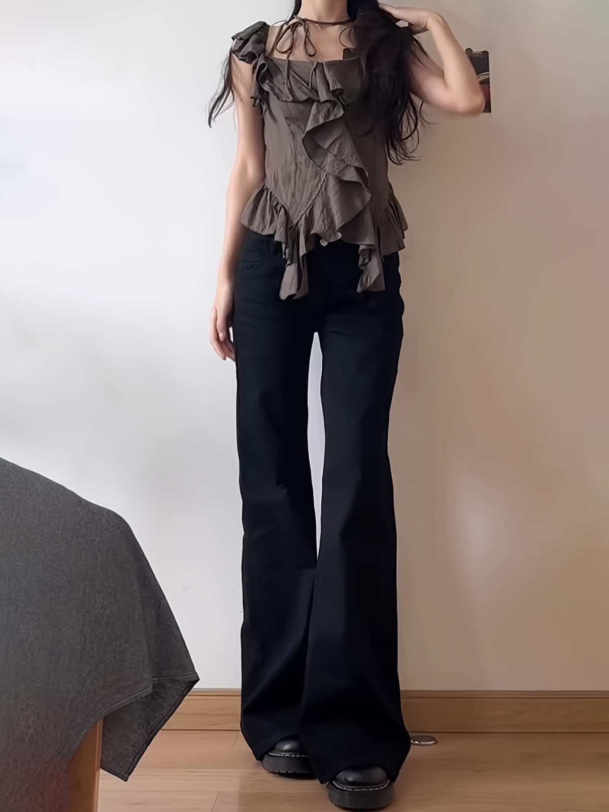 Newness Effortless Chic Low Waist Flared Jeans flattering comfortable and stylish flared jeans in a chic low waist design