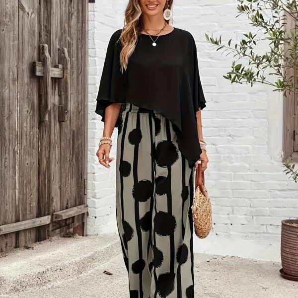 Cairo Nights Geometric Print Set from Newness Chic modern and effortlessly sophisticated