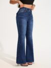 Newness Sculpt  Shine Stretch Skinny Jeans Flattering fit all day comfort Showcasing the jeans on a model