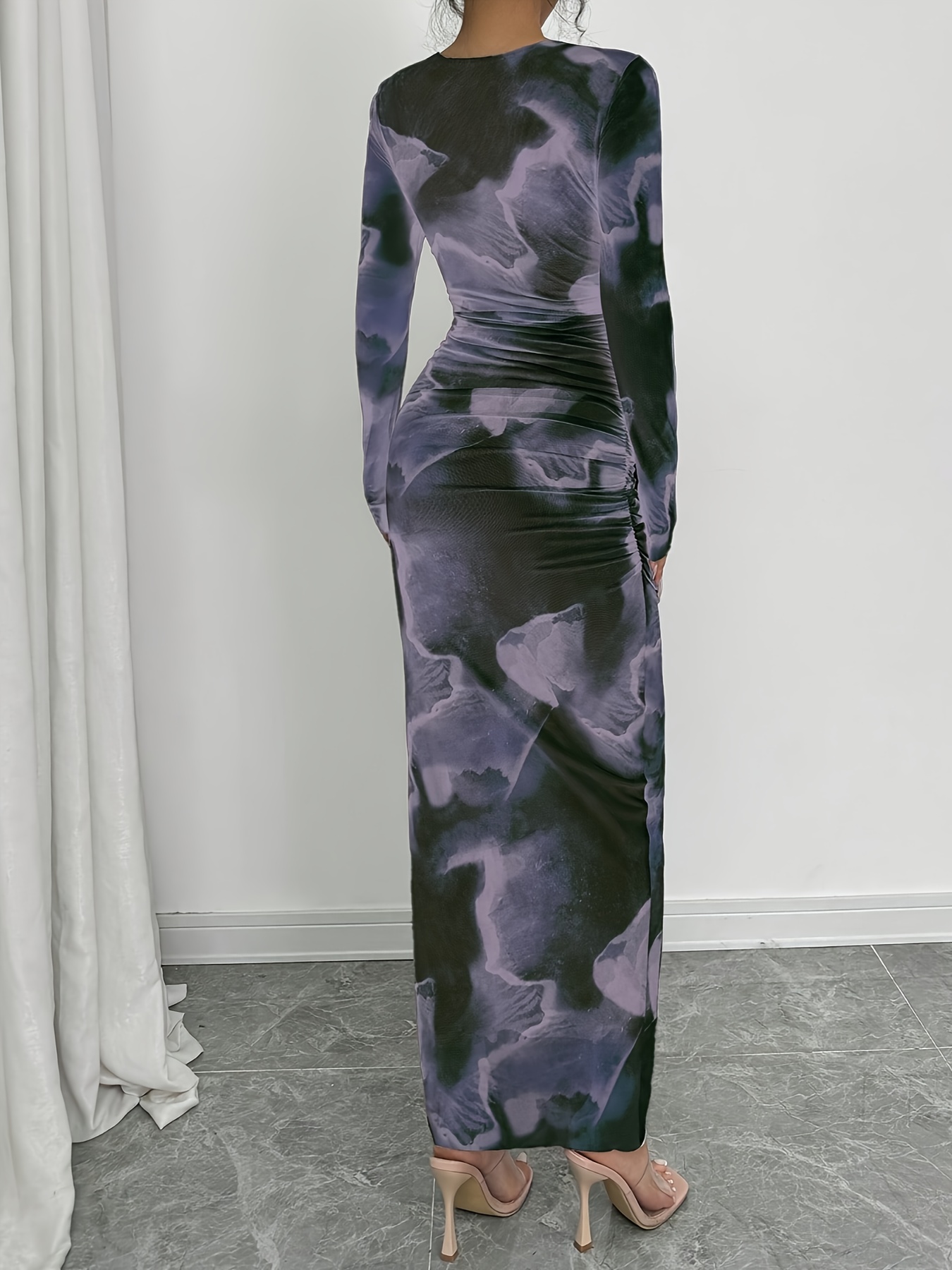 Elegant Gradient Long Sleeve Bodycon Dress for Women - Stretchy Polyester Blend, Round Neck, Form-Fitting Silhouette, Perfect for Spring/Summer, Formal or Casual Occasions, Casual Elegant Dress | Formfitting Dress | Polyester Blend Dress