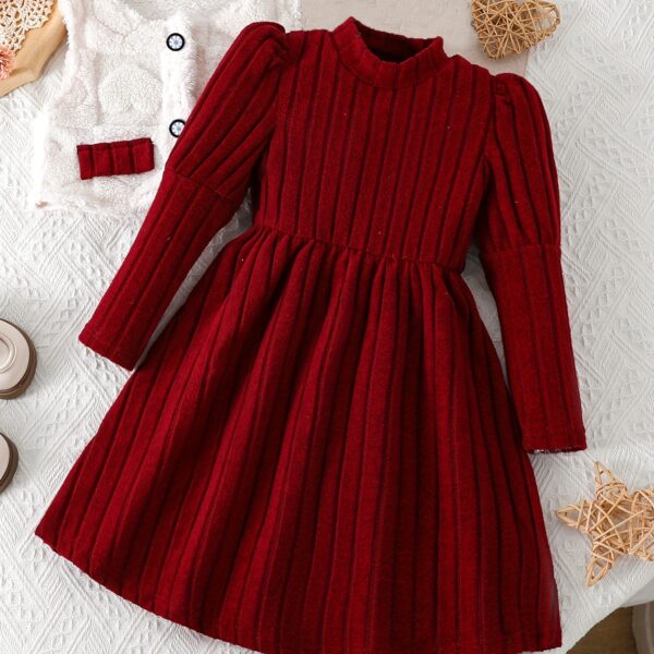 Newness Charlotte Girls Ribbed Skirt Set A charming two piece outfit featuring a ribbed top and skirt in a soft comfortable fabric