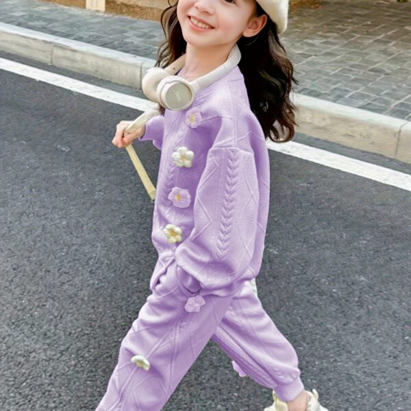 Adorable girls floral outfit perfect for spring and fall Two piece set in charming floral print by Newness