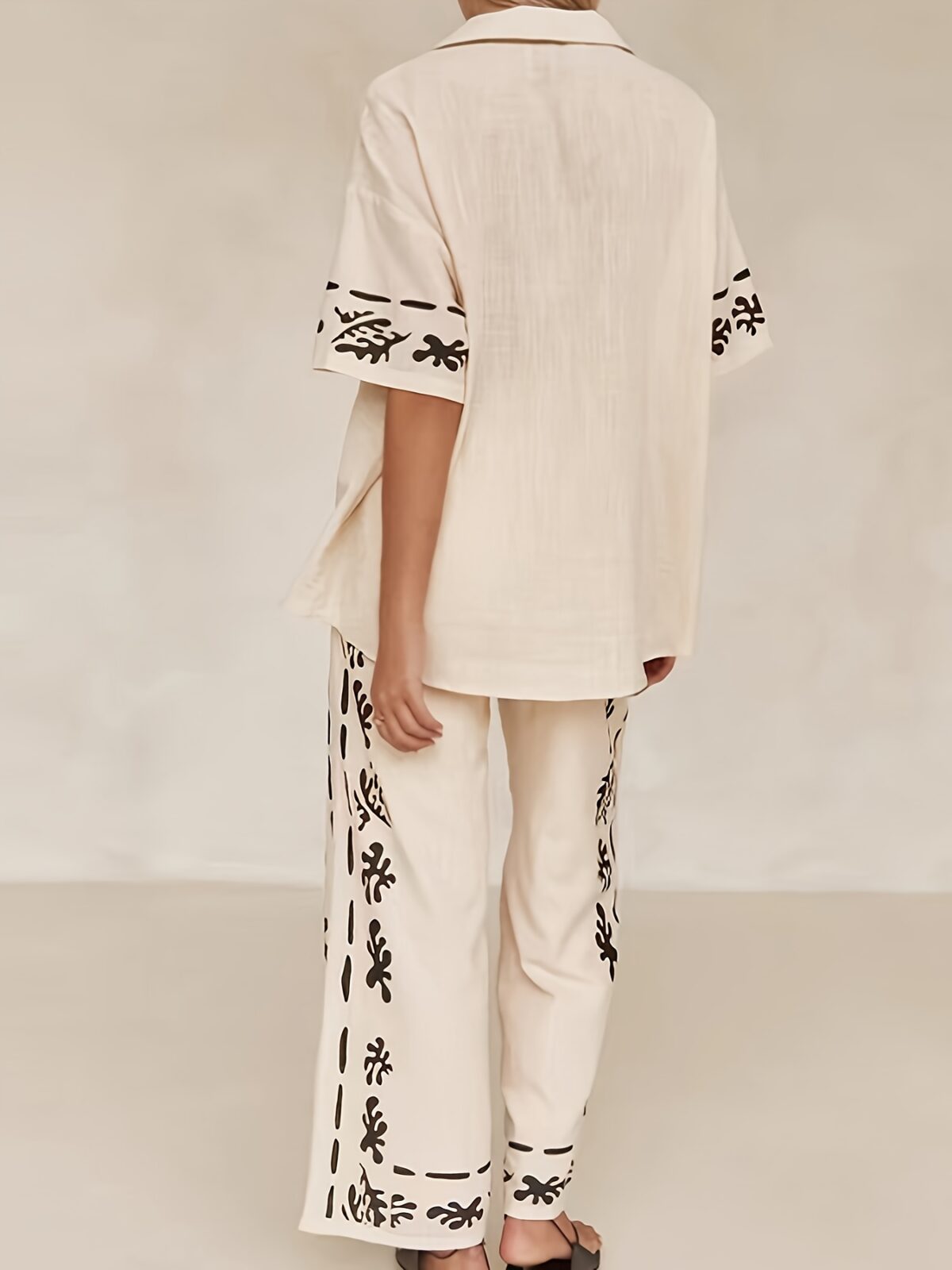 Effortlessly chic Botanical Breeze Floral Print Set from Newness A soft polyester blend creates a relaxed all season outfit Flattering floral print