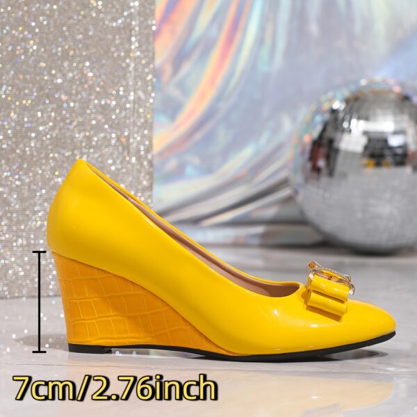 Newness Sunshine Stroll Glossy Yellow Wedge Bow Heels Step into sunshine with these elegant yellow wedge heels featuring a glossy finish and charming bow detail Perfect for adding a touch of summery sophistication to any outfit