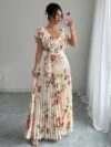Effortlessly chic Newness Casablanca Floral Print Dress perfect for any occasion