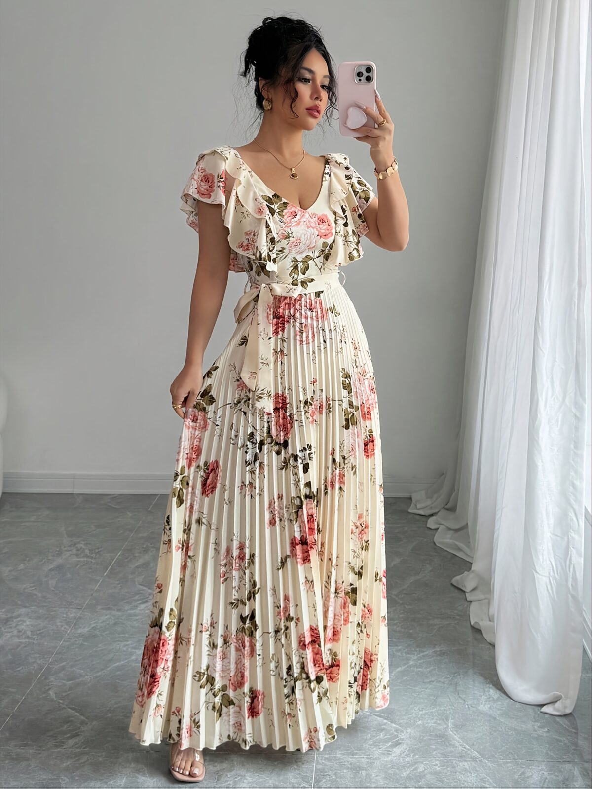 Effortlessly chic Newness Casablanca Floral Print Dress perfect for any occasion