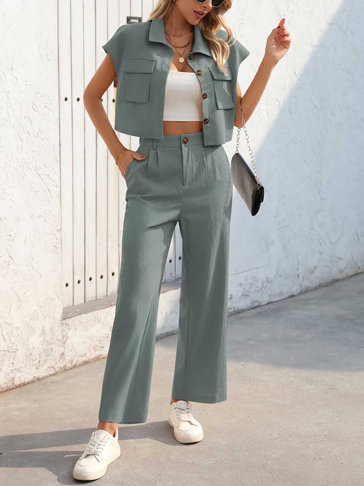 Effortless Chic Womens Loose Suit in luxurious polyester flattering silhouette relaxed fit modern style perfect for any occasion