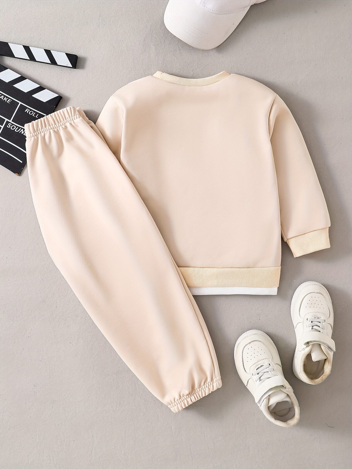 Stylish boys cozy cargo outfit set perfect for fall adventures Features a comfortable sweatshirt and matching cargo sweatpants in trendy colors Ideal for boys aged 12 and under