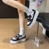 Newness Seoul Chic White Korean Sneakers Breathable lightweight white sneakers with gold accents suitable for all seasons